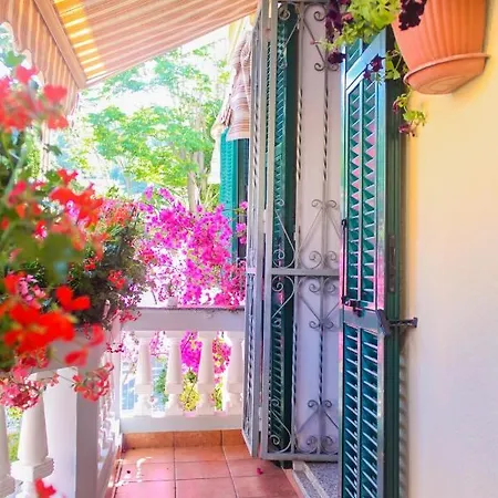 Дом отдыха La Maison Des Bouganvilles Andora